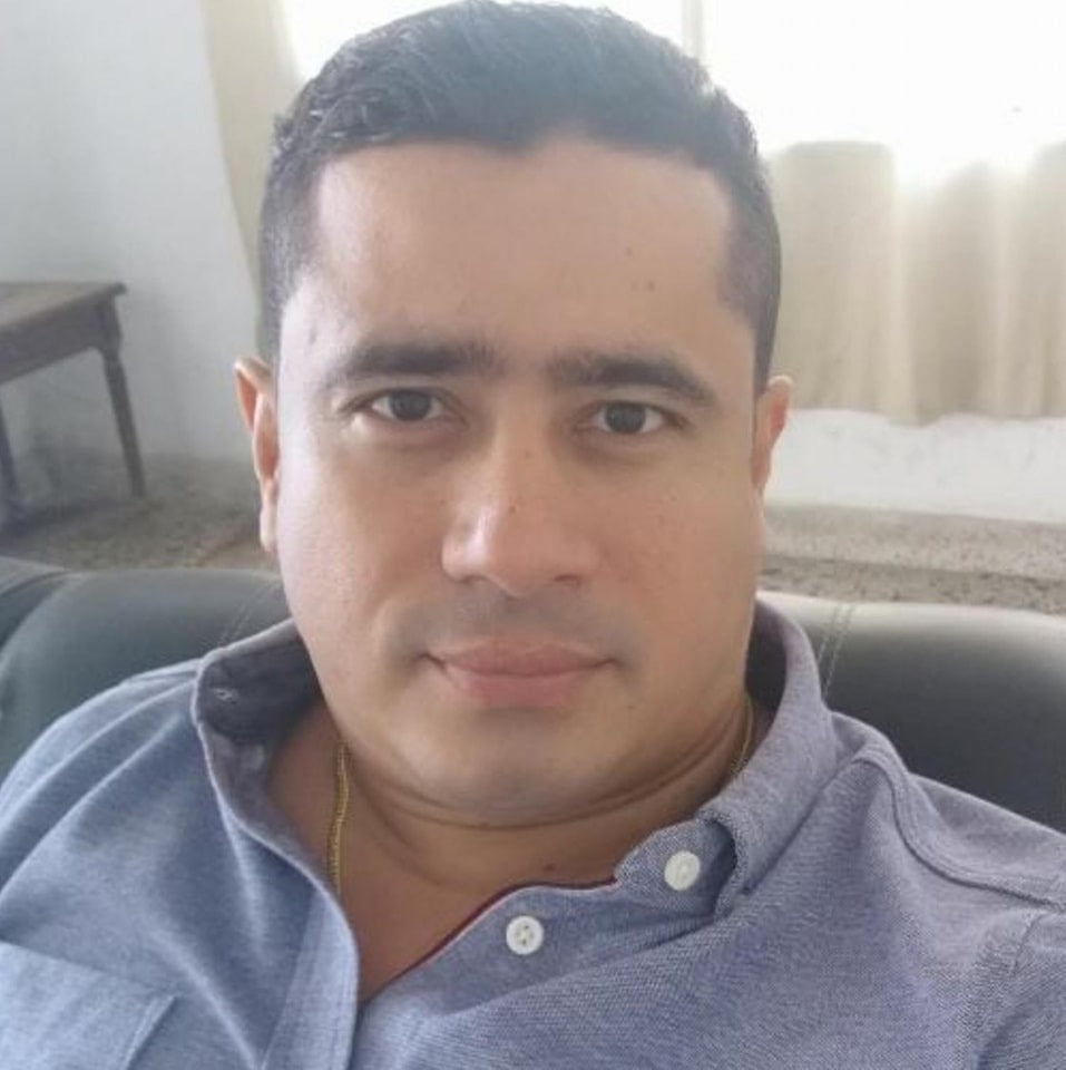 <strong>Julian Gomez</strong>